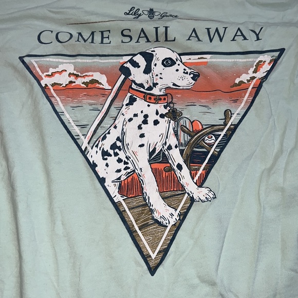 Just a little love to that light stain ( ironing lol) and it will be good as new - Picture 2 of 5